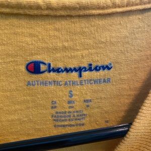 Champion T-shirt